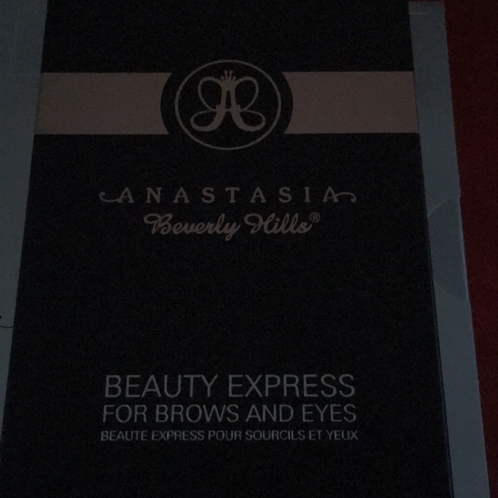 Anastasia beauty express for brows and eyes